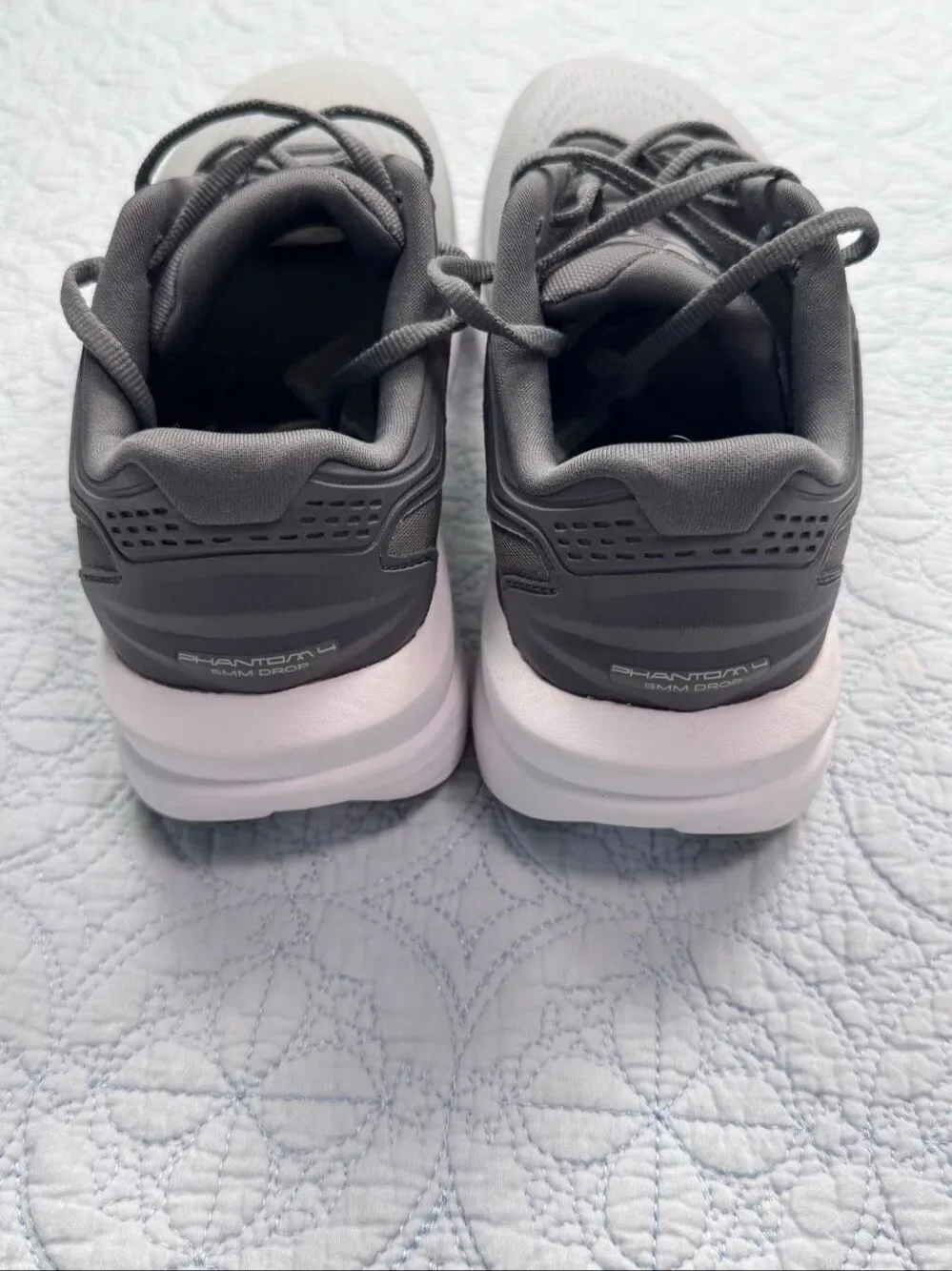 Topo Athletic Phantom 4 Running Shoes Grey Color Scheme Womens Size 8.5